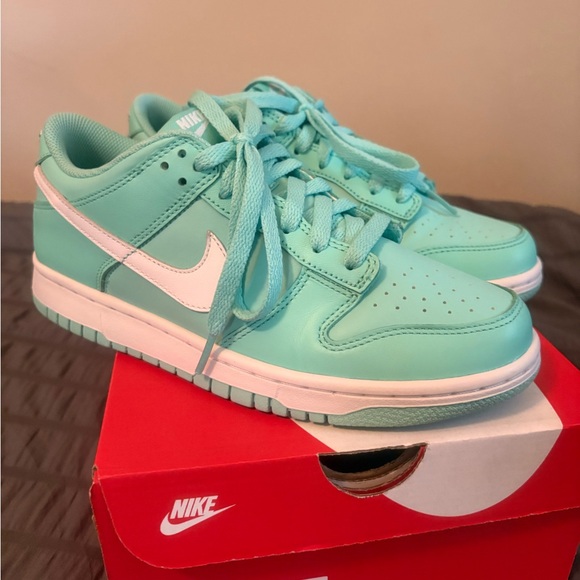 Nike Dunk Low 6Y - Picture 8 of 9